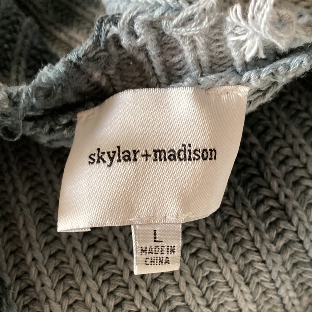 Skylar + Madison dark and light grey sweater with frayed detail L - Picture 4 of 6